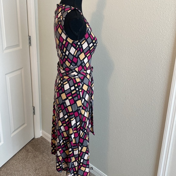DIANE VON FURSTENBERG DRESS - Picture 5 of 10